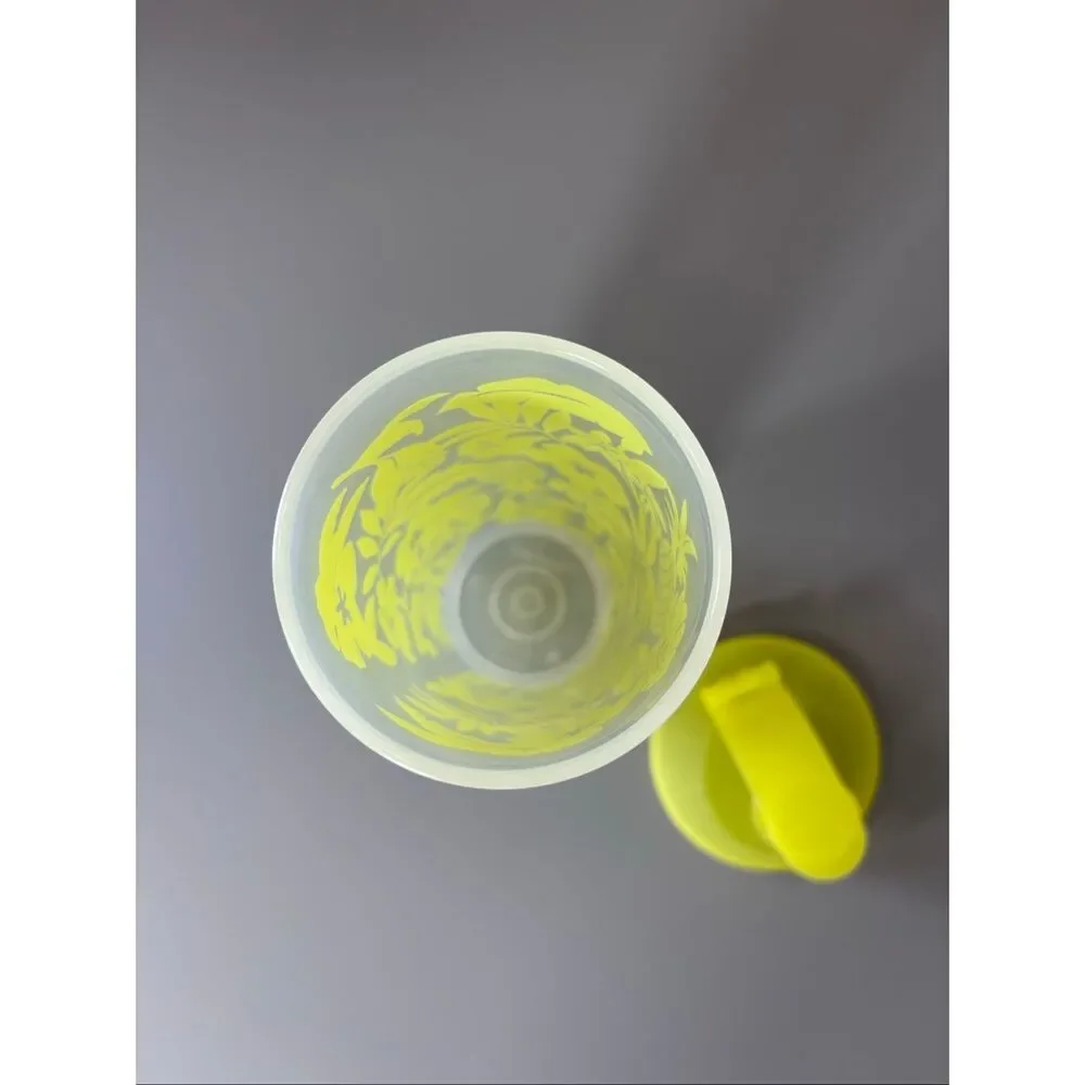 Tupperware Tumbler Cup w/ Flip-Top Seal 16 Ounces Tropical print yellow